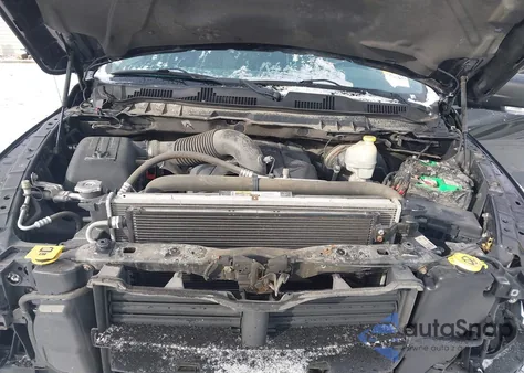 2015 Ram 1500 Big Horn из США, поврежденный, VIN 1C6RR7GT0FS642910